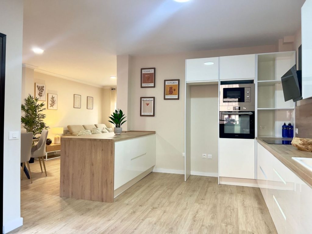 Chalet Adosado Reformado en El Galeón