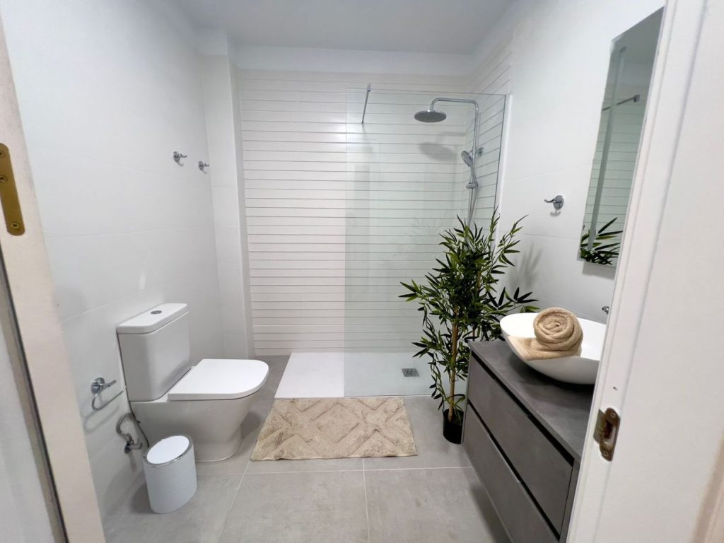 Chalet Adosado Reformado en El Galeón